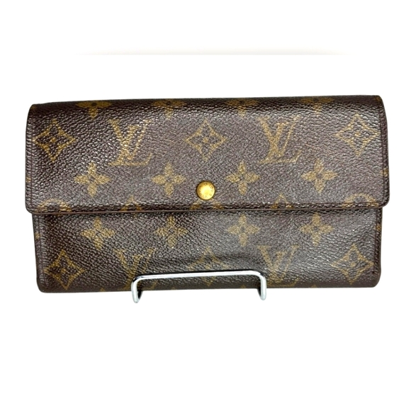 Louis Vuitton Handbags - Louis Vuitton Mono BiFold Monogram Long Wallet with Dust bag